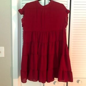 Women’s red flowy dress worn once
